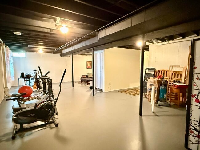Building Photo - 478 Preston Cir