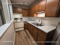 Building Photo - 2 bedroom/ 1 bath apartment in Whitewater, WI