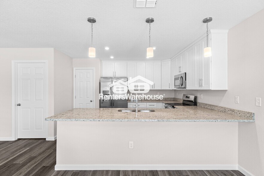 Building Photo - 4243 Matador Dr