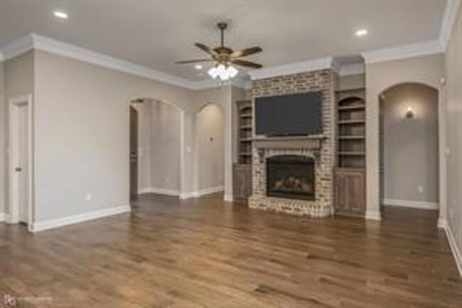 Building Photo - 307 Ansley Cir