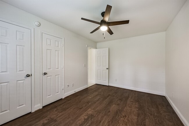 Building Photo - 9202 Bayou Bluff Dr