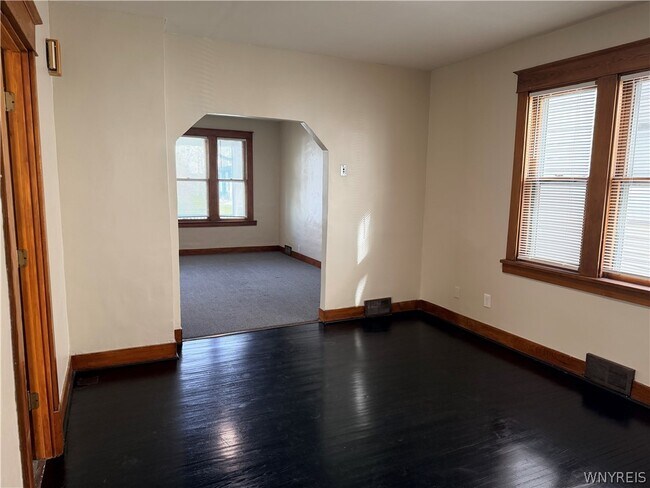 Building Photo - 78 Germain St
