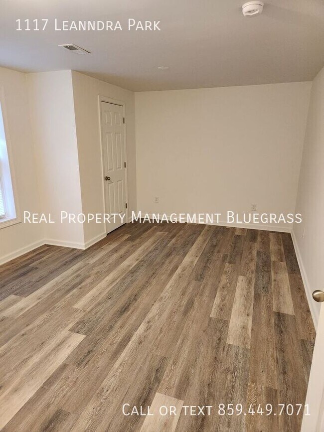 Building Photo - 1117 Leanndra Pk