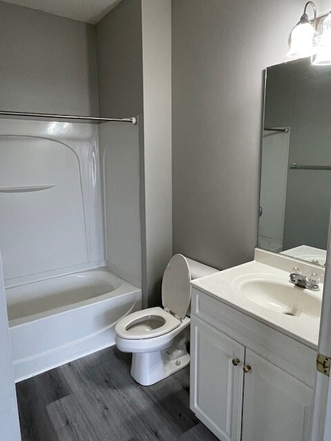 Building Photo - 701 Salleyport Dr