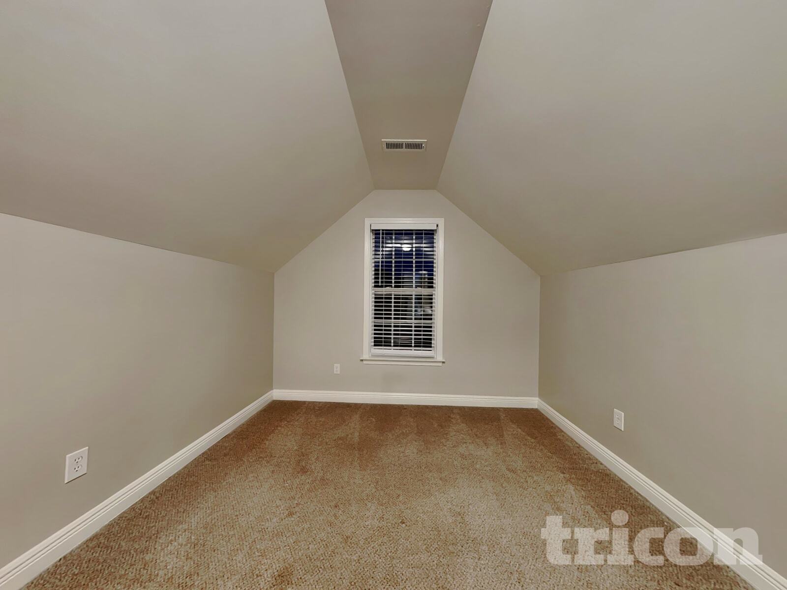 Building Photo - 461 Kimball Loop