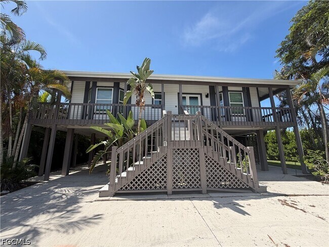 Building Photo - 27189 Gasparilla Dr