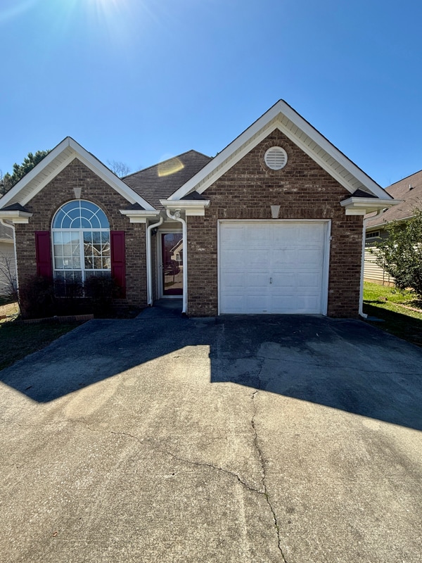 Building Photo - 149 Flagstone Ln
