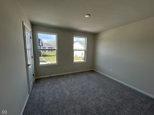 Building Photo - 9755 Behner Dr