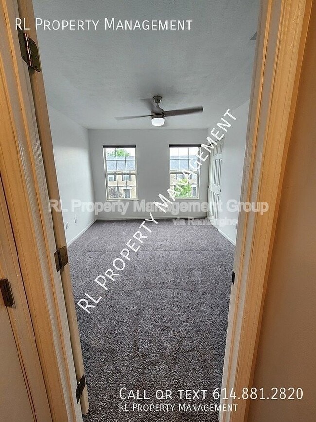 Building Photo - 216 Oxford Oak Dr
