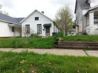 Building Photo - 2 Bedroom 1 bath