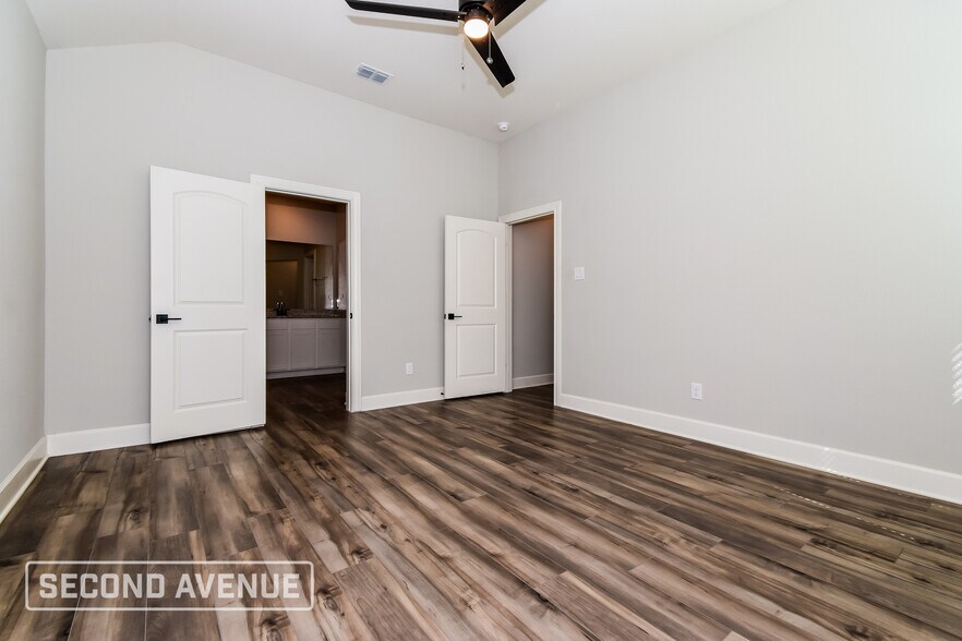 Building Photo - 2020 Atwood Dr