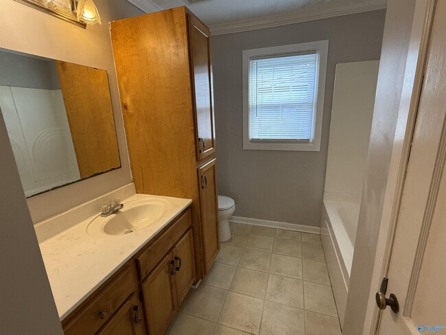 Building Photo - 2302 Andrew Jackson Way NE