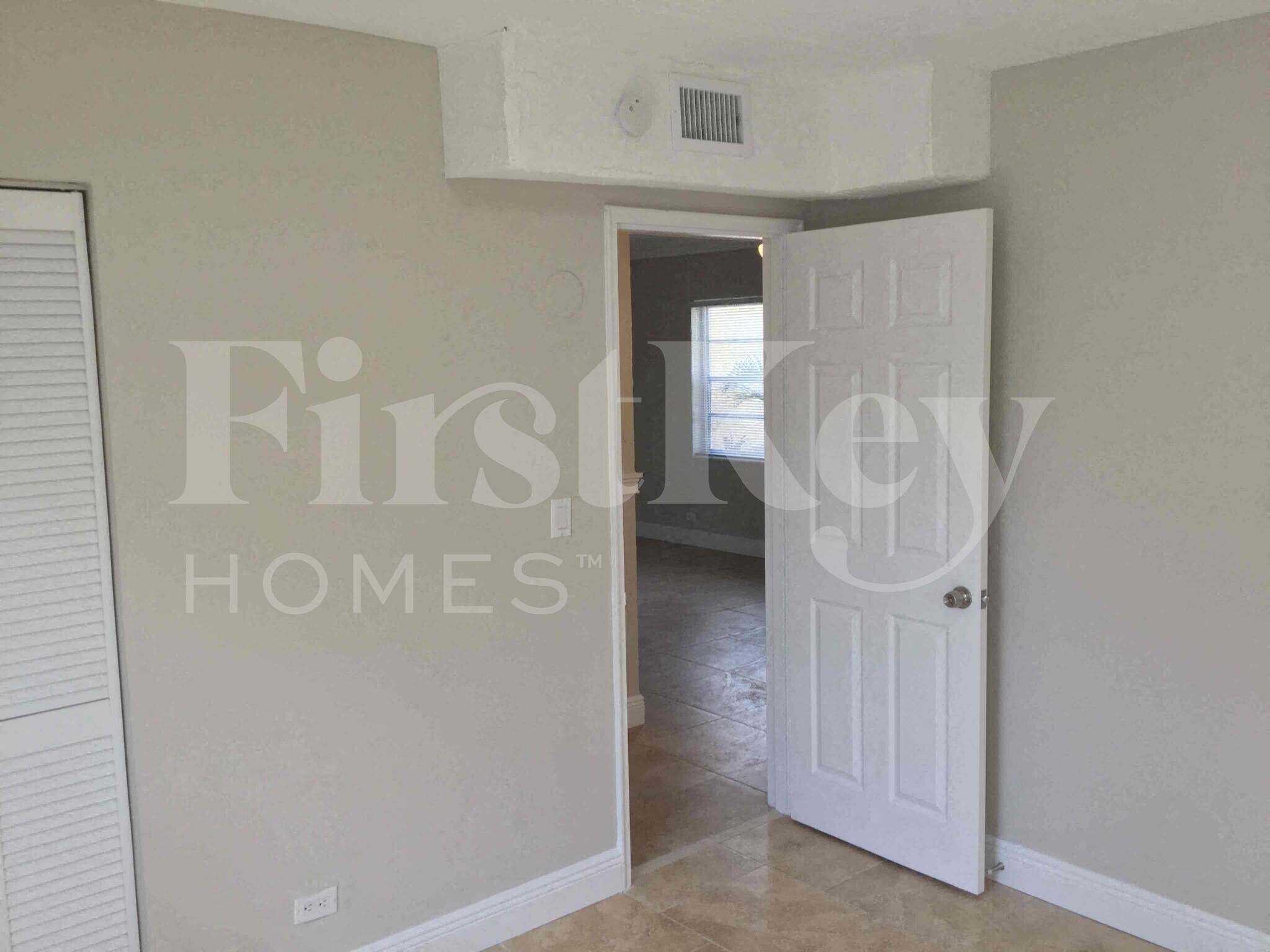 Building Photo - 16410 NW 20th Ave