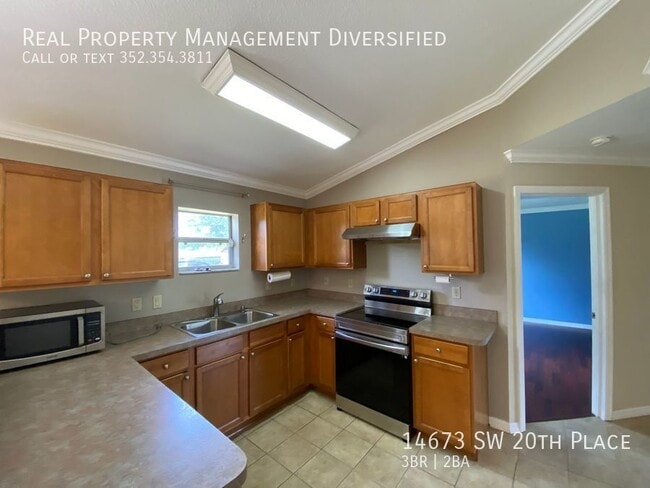 Building Photo - 14673 SW 20th Pl
