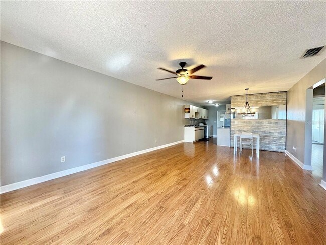 Building Photo - 398 Winter Ridge Blvd
