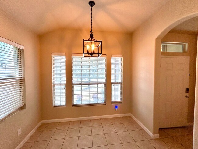 Building Photo - Modern Home with Fenced Backyard, Community Pool & Playground!