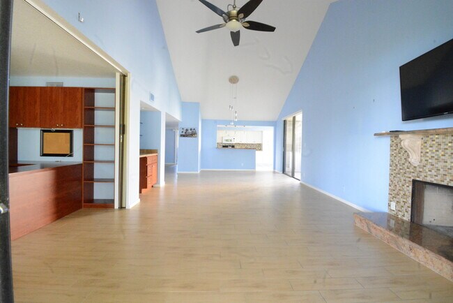 Building Photo - 1000 US-1
