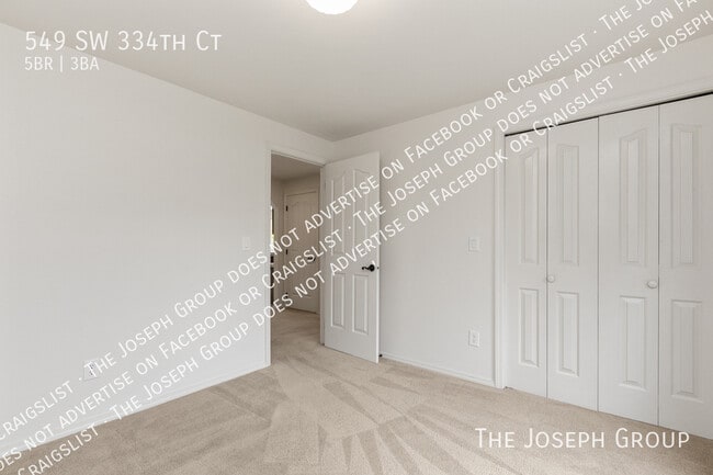 Building Photo - 549 SW 334th Ct