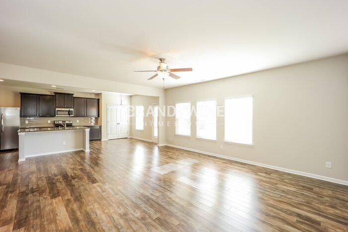 Building Photo - 31 Cliffbriar Terrace