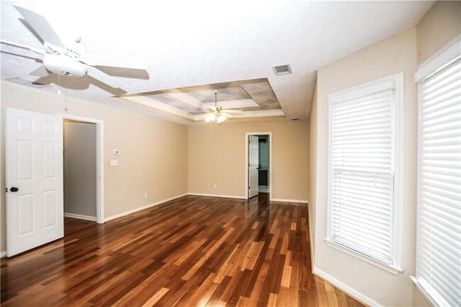 Building Photo - 435 Chandler Ct