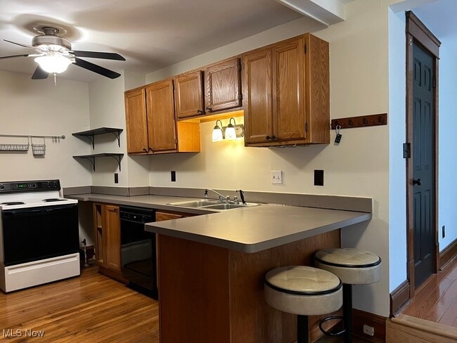 Building Photo - 1872 W 47th St