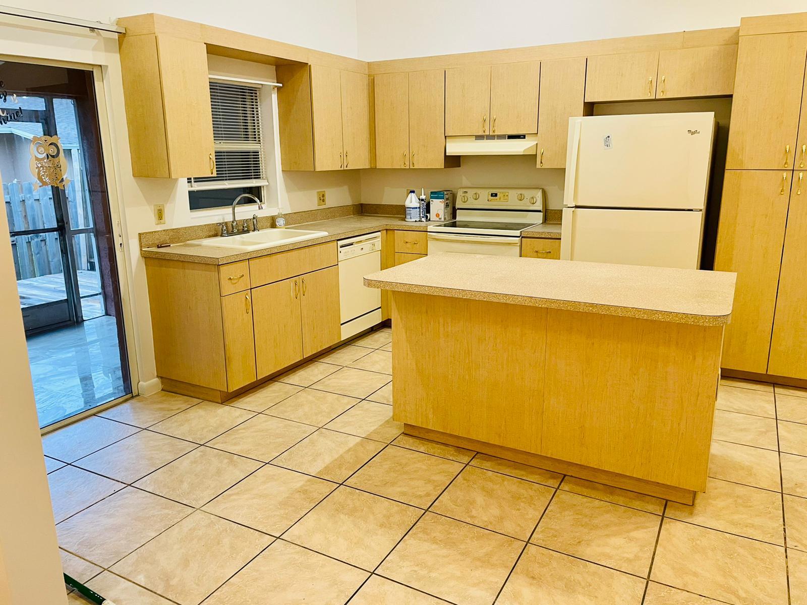 Building Photo - 4870 Purdy Ln