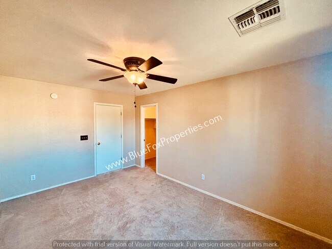 Building Photo - 1083 W Sea Star Dr