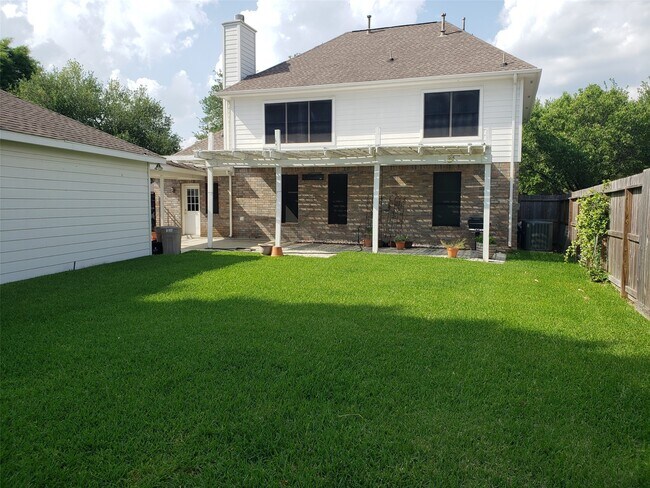 Building Photo - 12719 Reedwood Ridge Rd