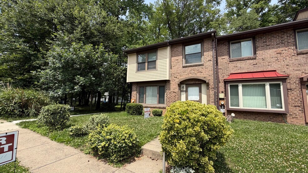 Building Photo - 4124 Salford Ct