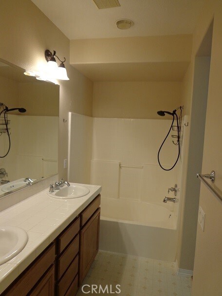 Building Photo - 7748 Hess Pl