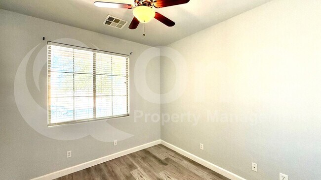 Building Photo - 44057 W Palo Cedro Rd