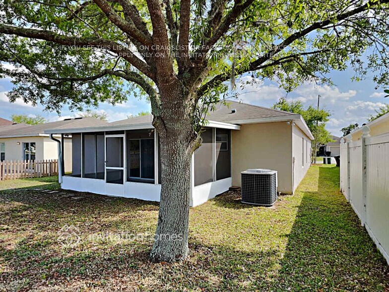 Building Photo - 5241 Silver Thistle Ln