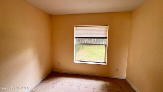 Building Photo - 2681 Madden Ave
