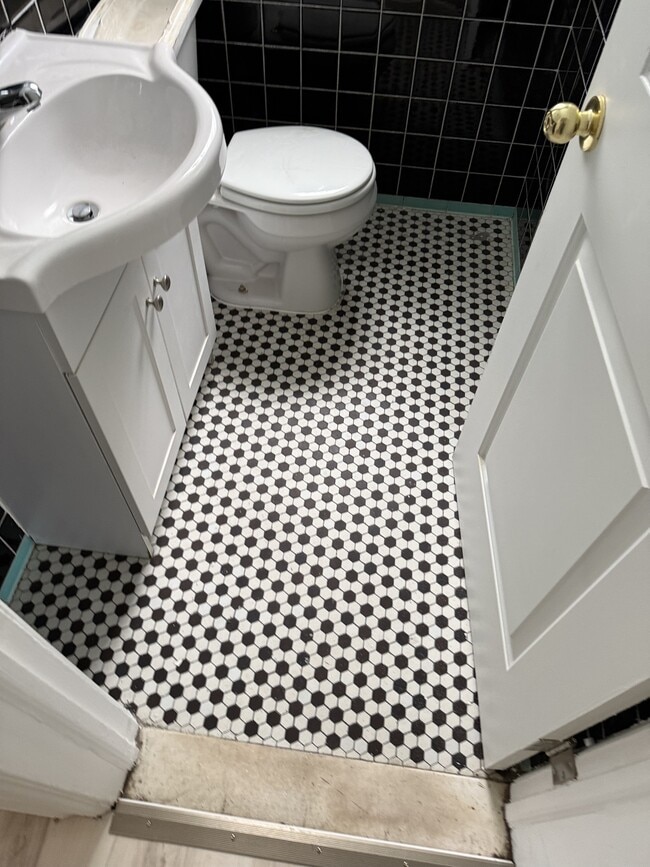 Building Photo - 17612 Prairie St