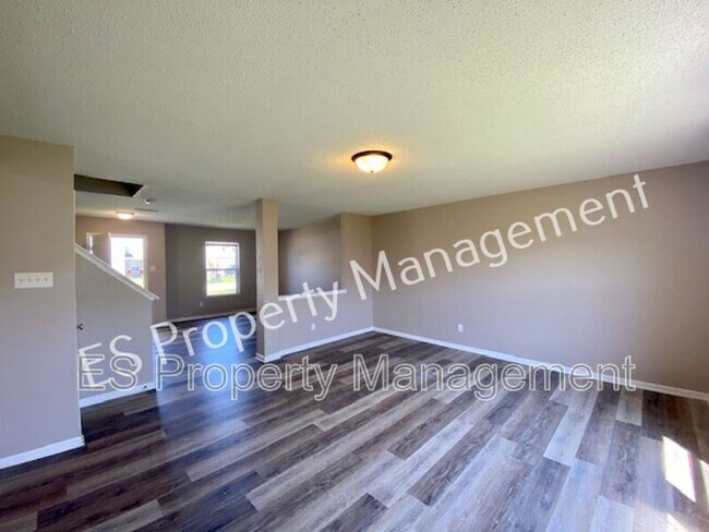 Building Photo - 8415 Ash Grove Dr