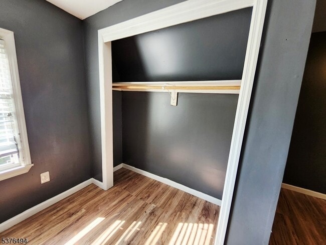 Building Photo - 116 Smith St