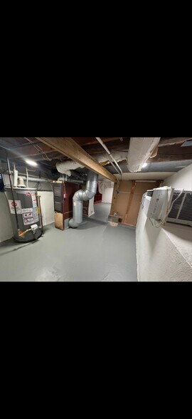 Building Photo - 191 Parkinson Ave