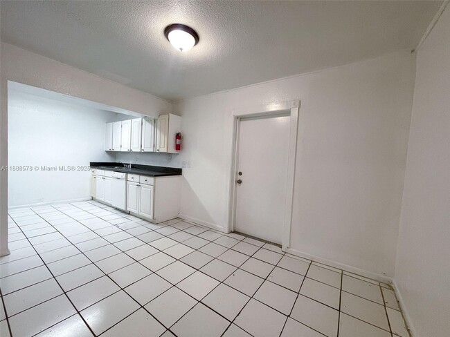 Building Photo - 5970 NW 28th St