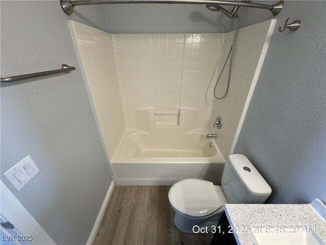 Building Photo - 10006 Mardagen St