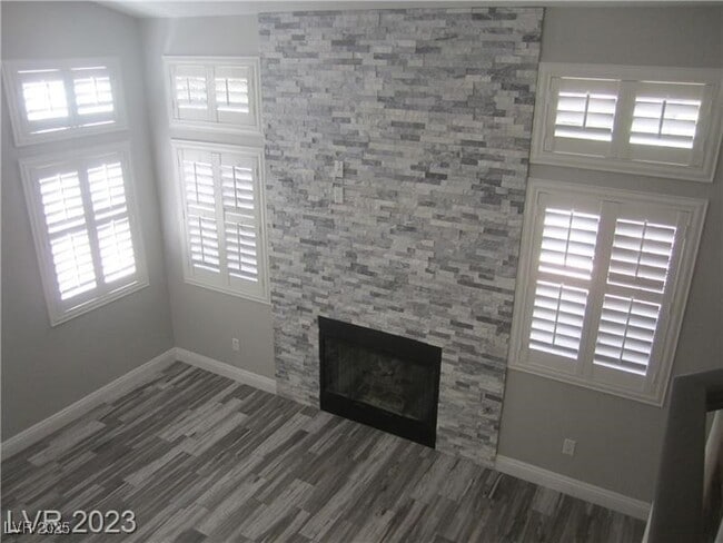 Building Photo - 2058 Smoketree Village Cir