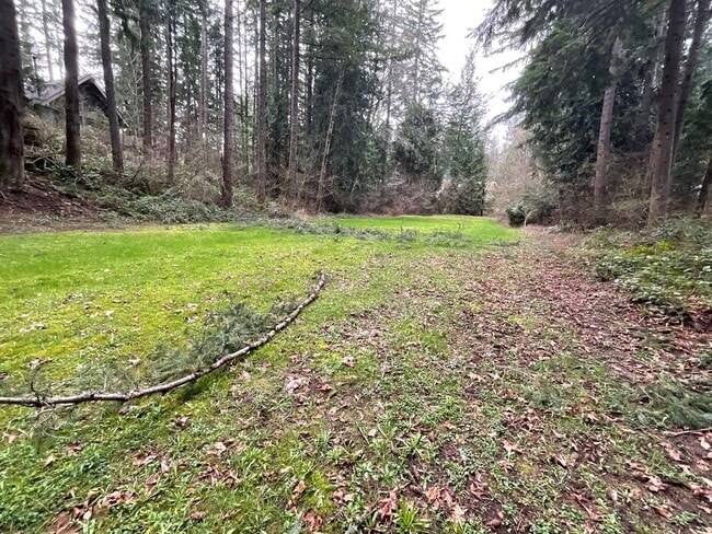 Building Photo - Beautiful 3 Bedroom, 2.5 Bath Home in Gated Clearwood Community!