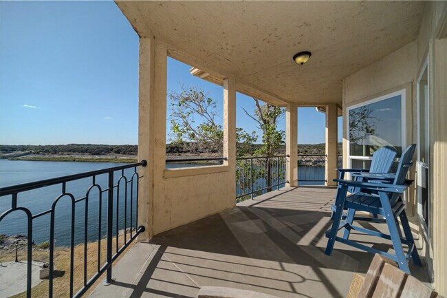 Building Photo - 3404 American Dr