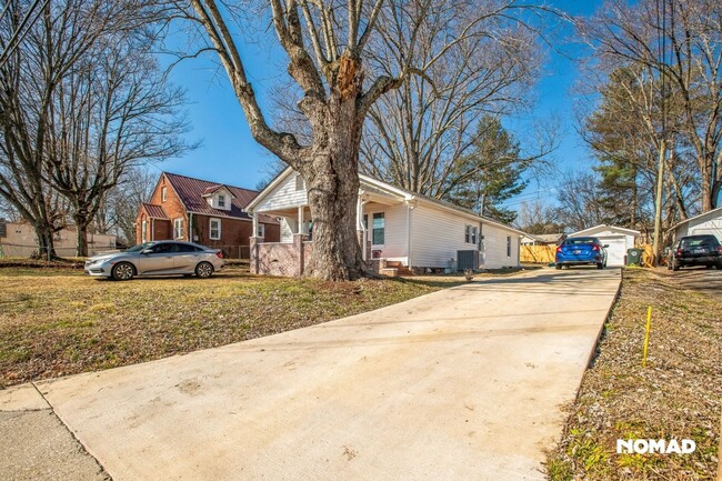 Building Photo - Charming 3BR House in Morristown located n...