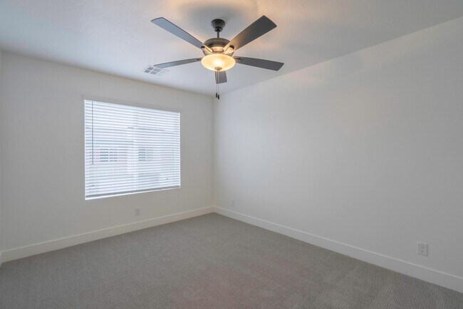 Building Photo - 907 Bright Rdg Ln