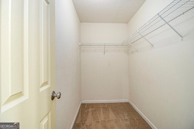 Building Photo - 2781 Parkway Cove