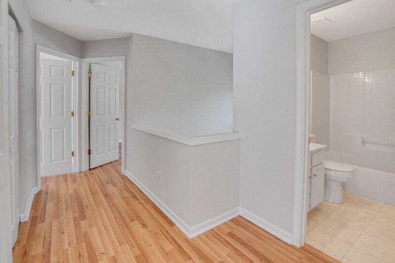 Building Photo - 9237 Bellegarde Dr
