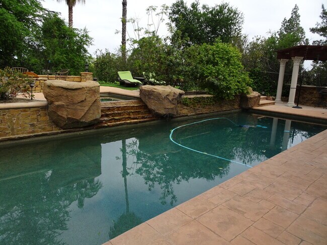 Building Photo - 4335 Jubilo Dr