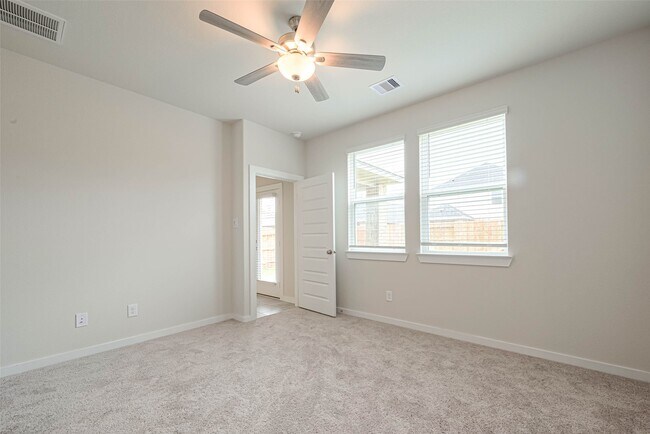 Building Photo - 17478 Buckeye Br