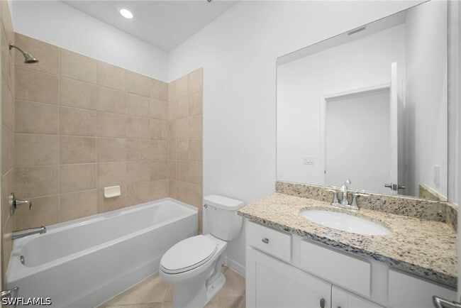 Building Photo - 14836 Palamos Cir
