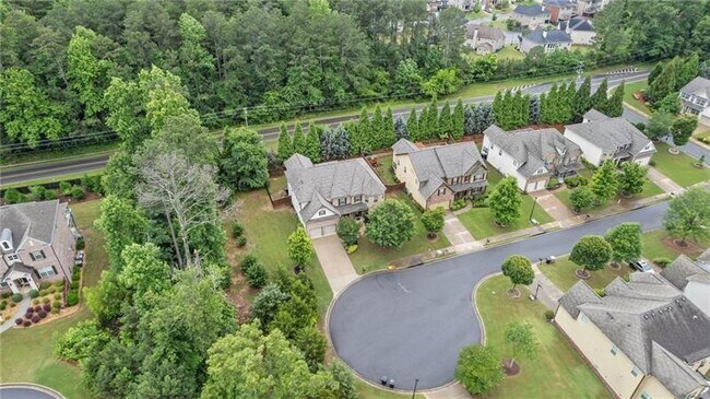 Building Photo - 2040 Bloomfield Ct